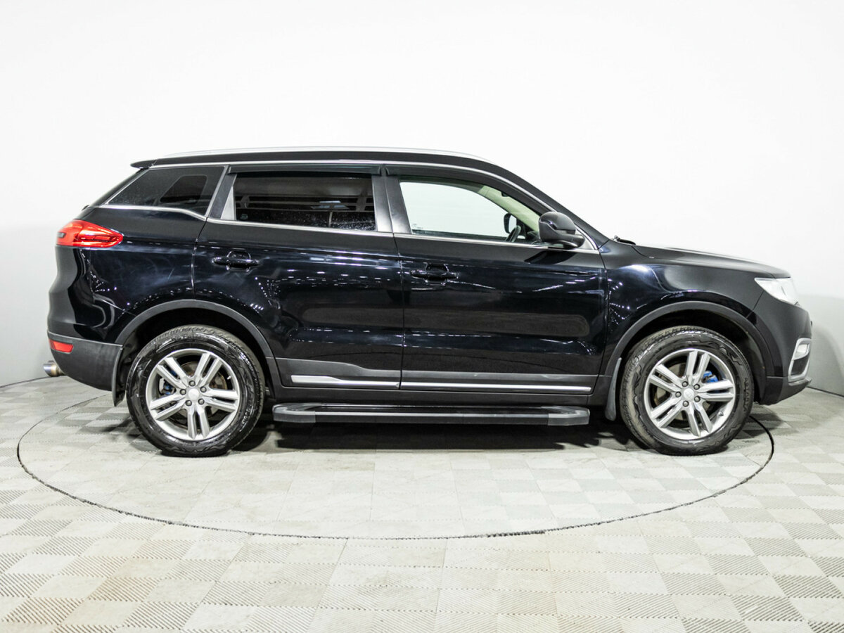 Geely Atlas