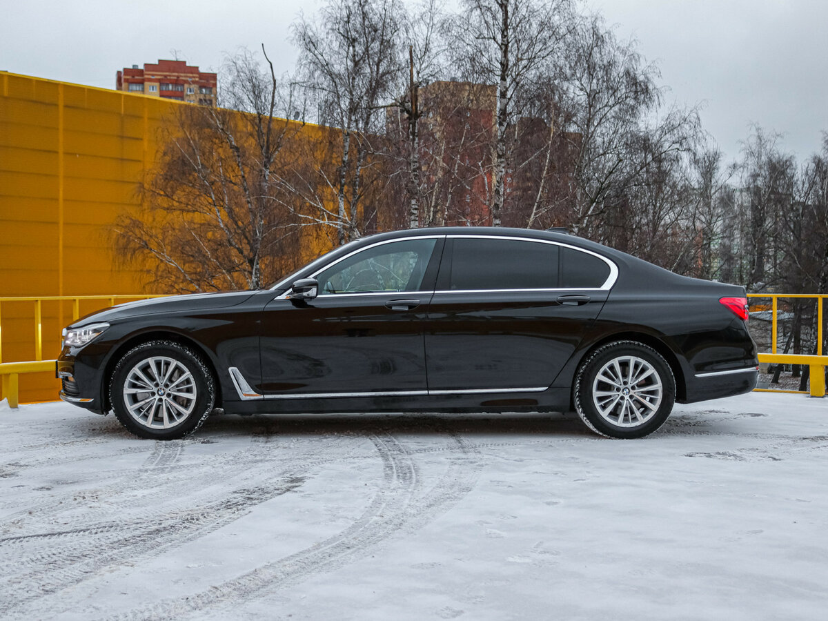 BMW 7 серии 2017