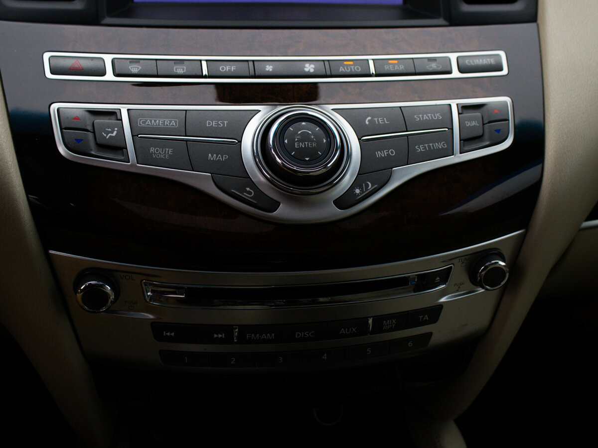 Infiniti JX 2013