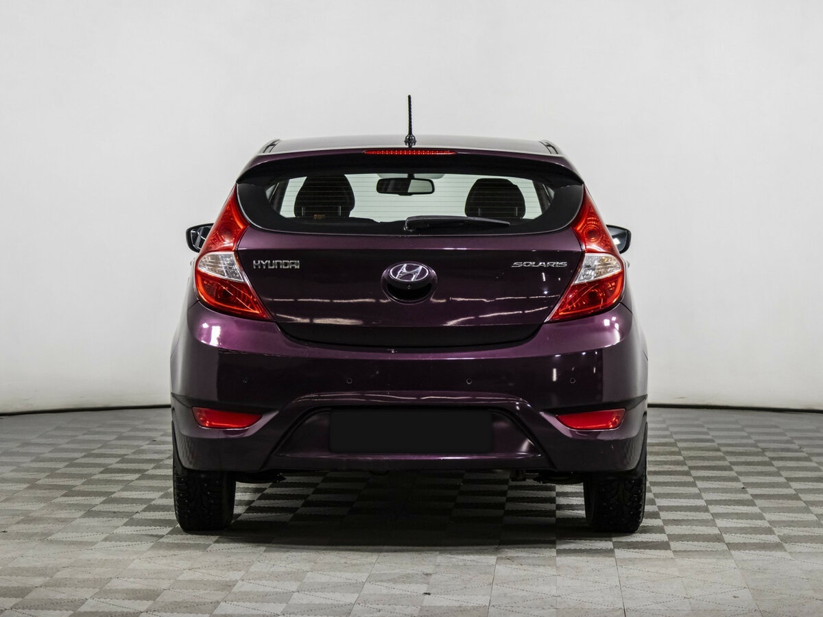 Hyundai Solaris 2012
