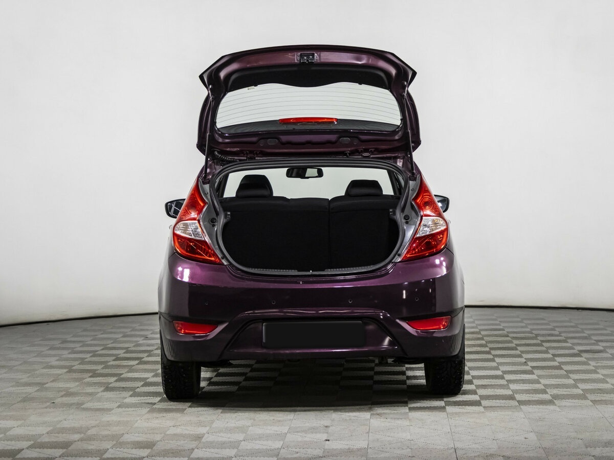 Hyundai Solaris 2012
