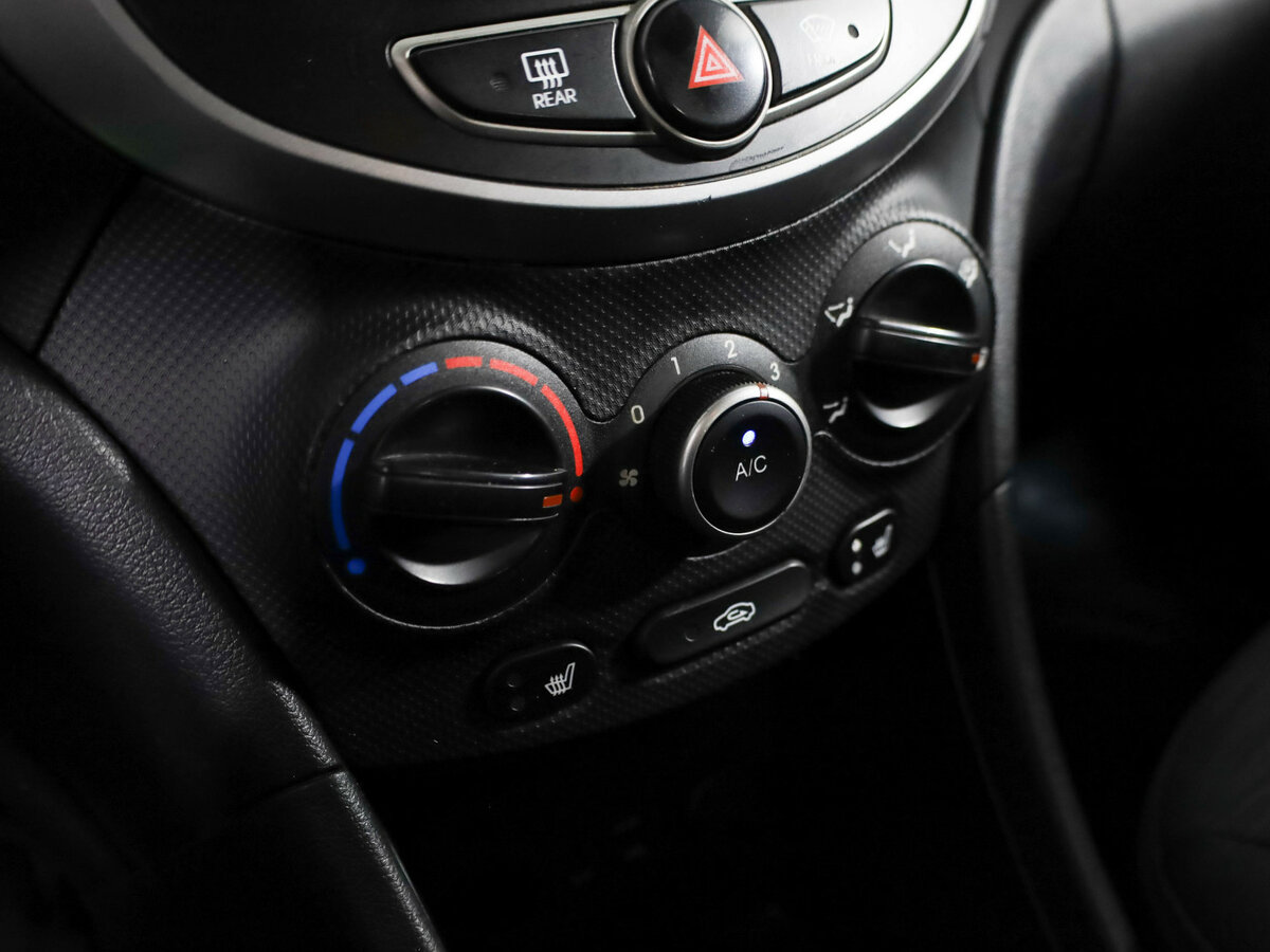 Hyundai Solaris 2016
