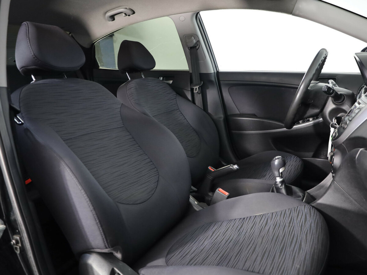 Hyundai Solaris 2016