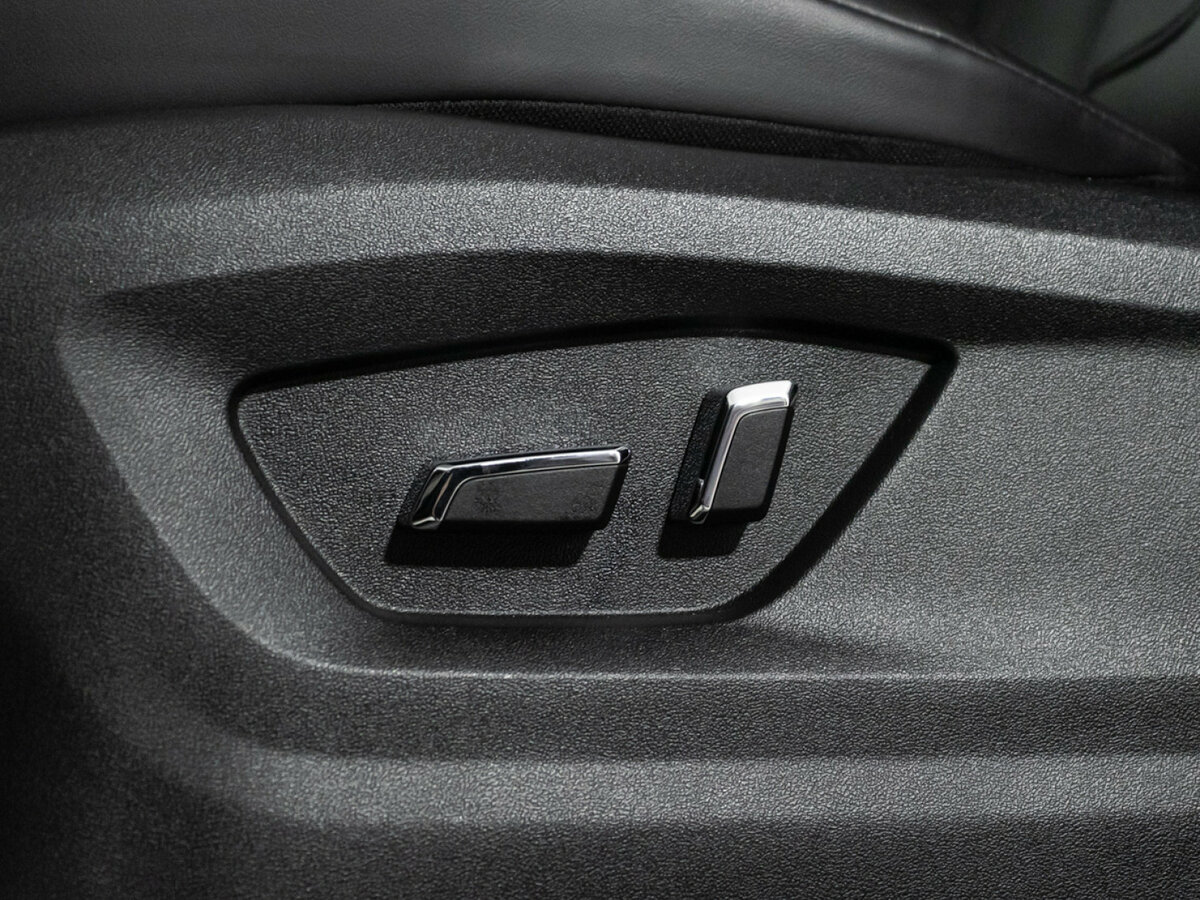 FAW Bestune T90 2023