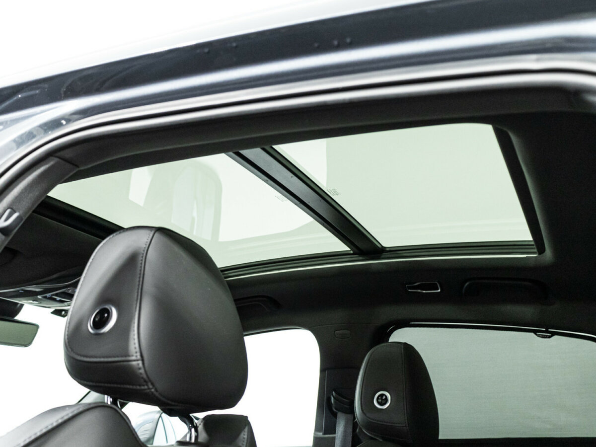 Geely Tugella 2022