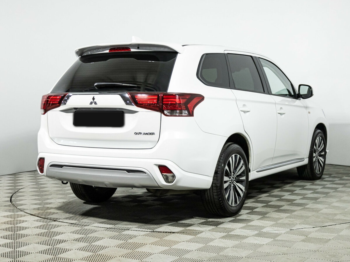 Mitsubishi Outlander 2022