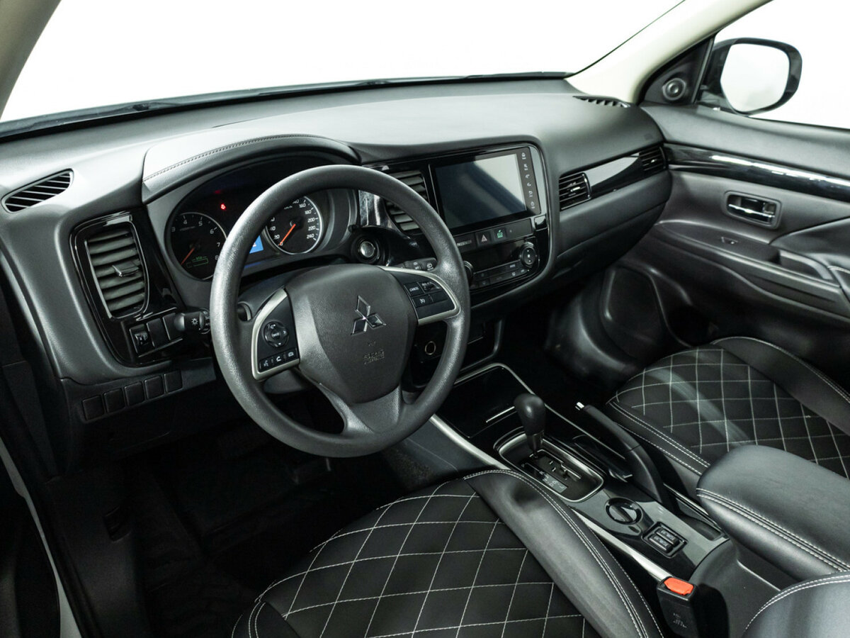 Mitsubishi Outlander 2022