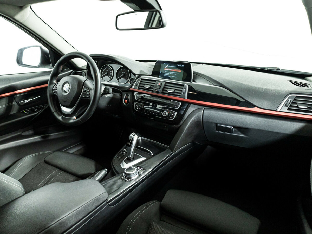 BMW 3 серии 2019