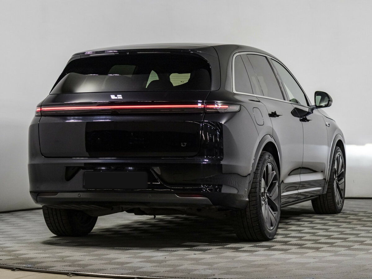 Li Auto (Lixiang) L7