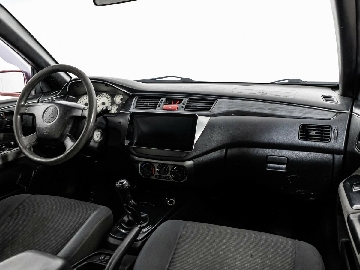Mitsubishi Lancer
