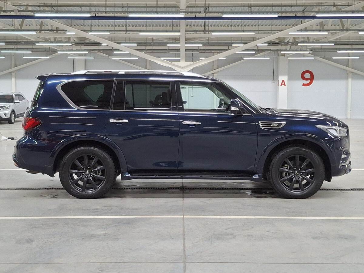 Infiniti QX80