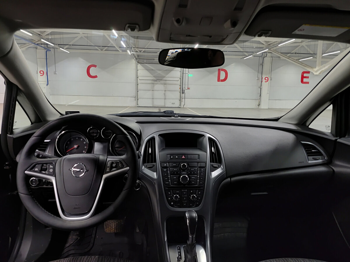 Opel Astra 2014