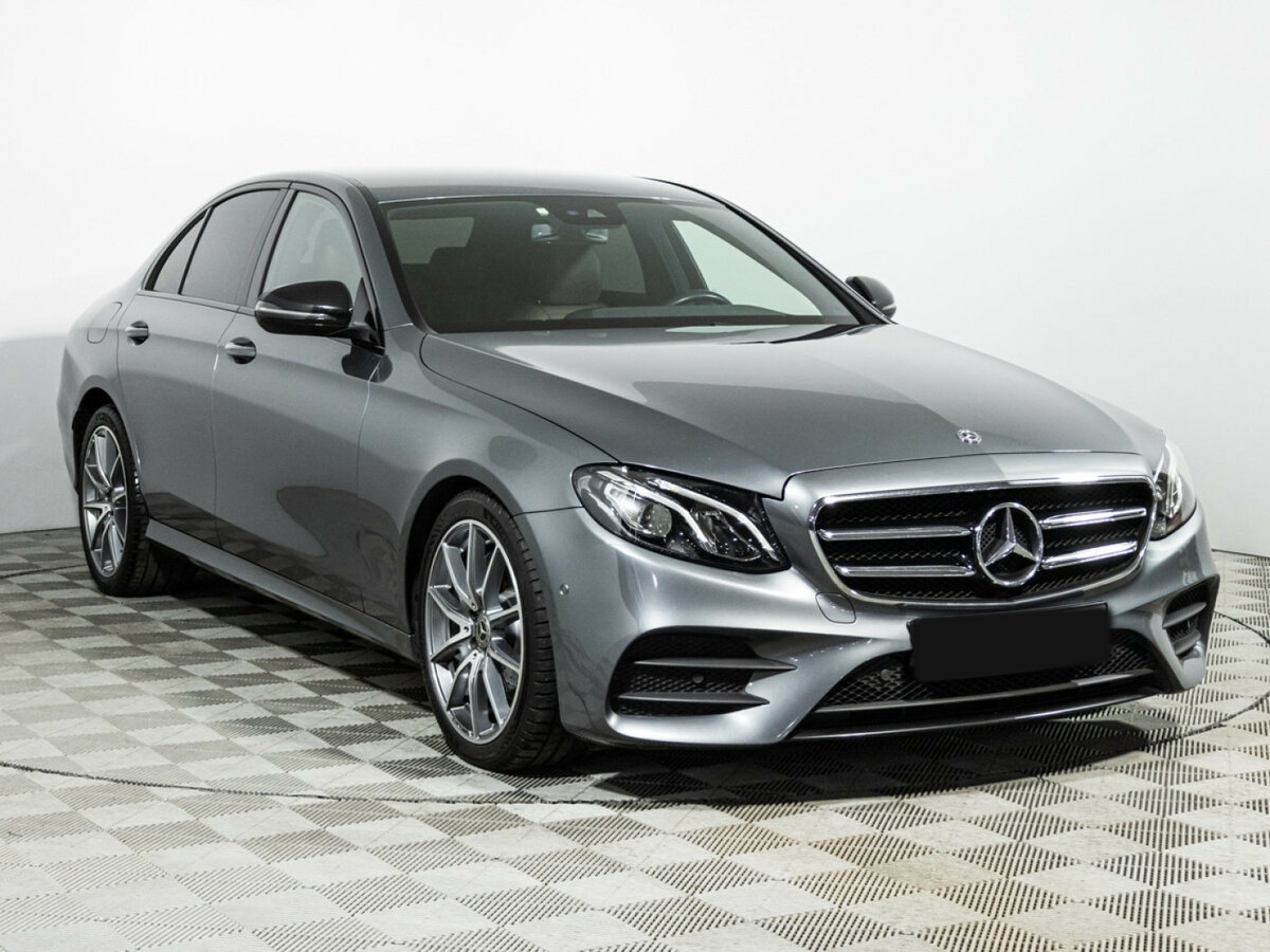 Mercedes-Benz E-Класс 2019