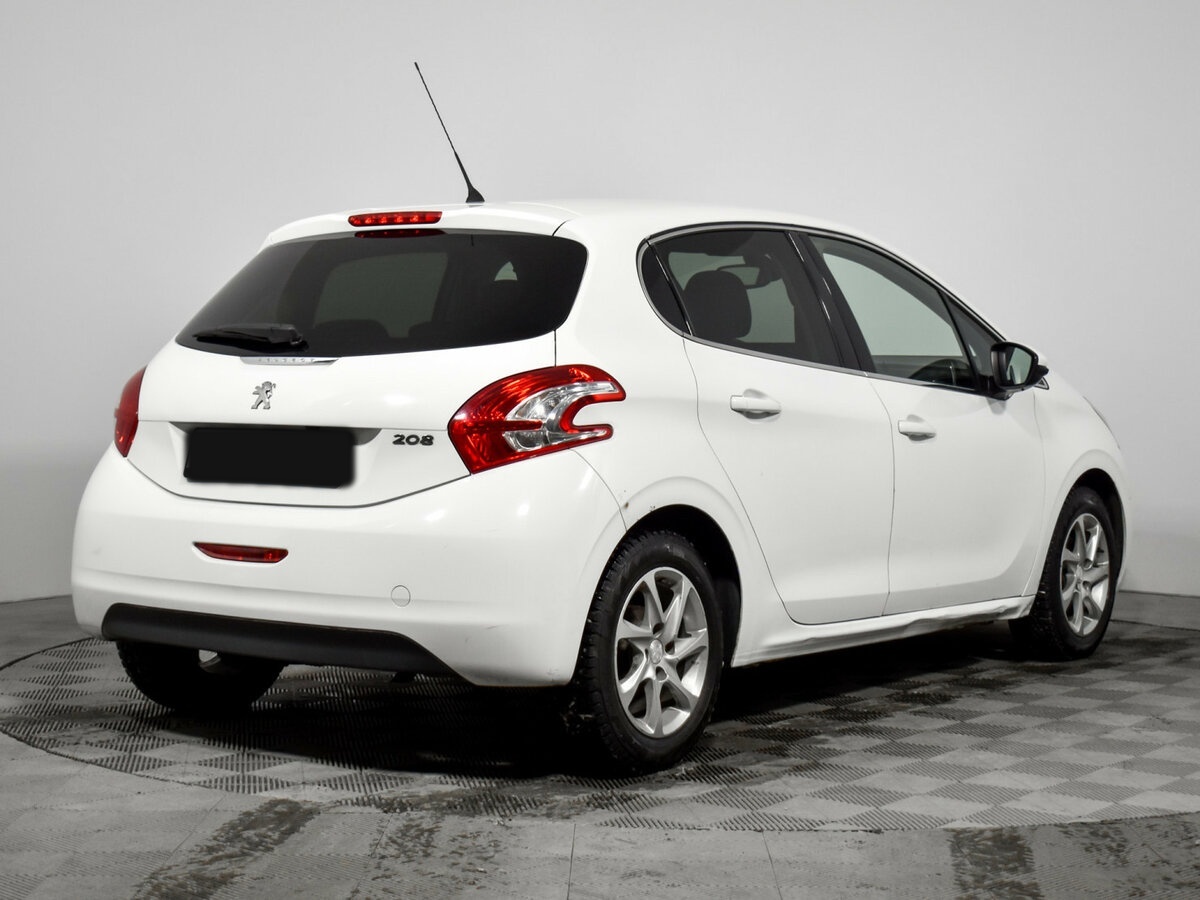 Peugeot 208