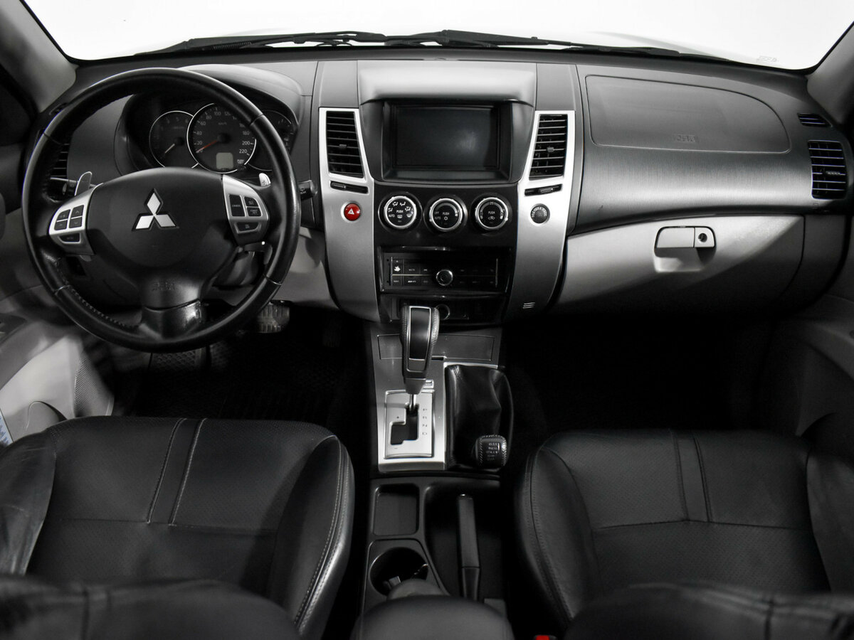 Mitsubishi Pajero Sport