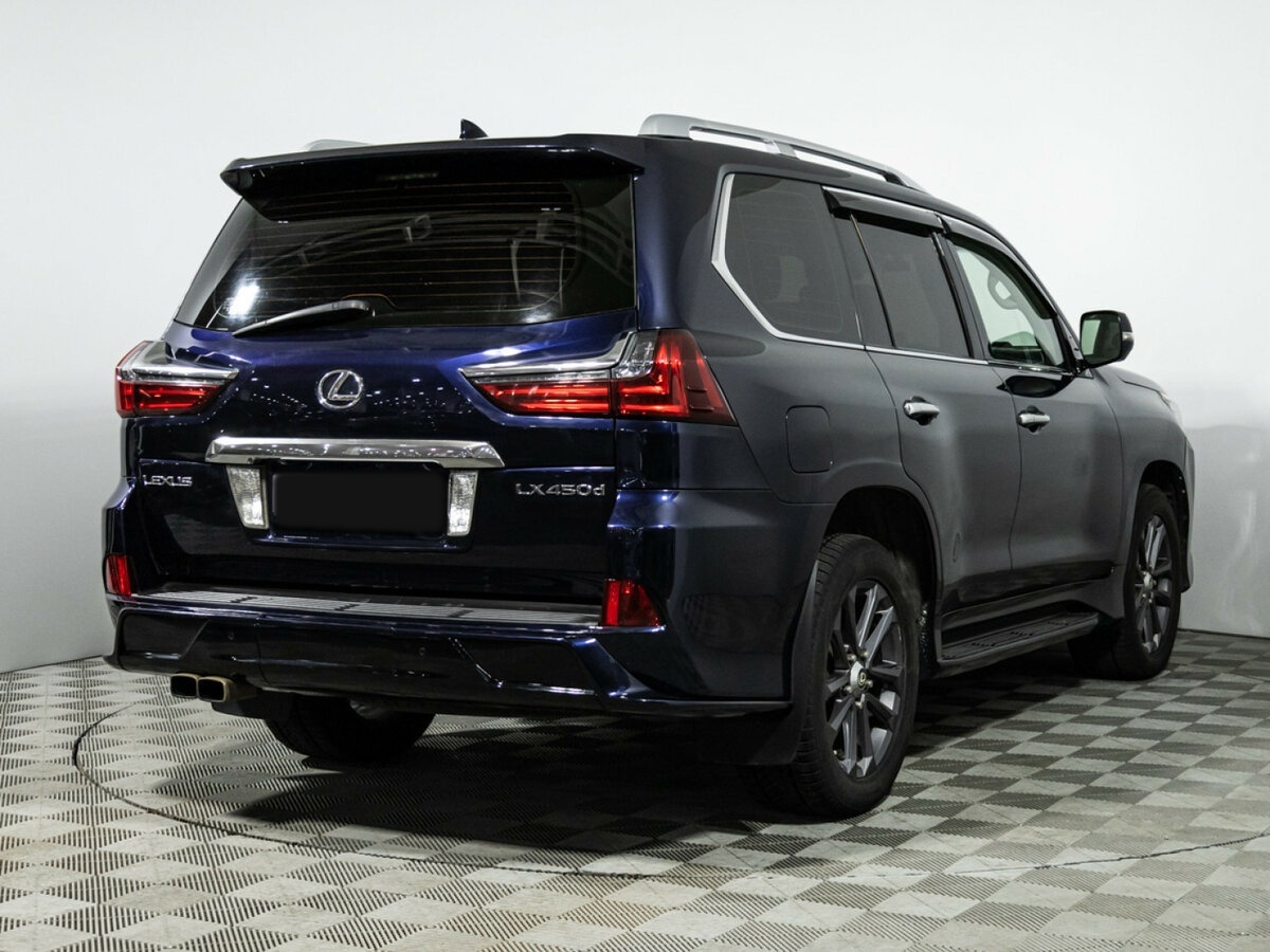 Lexus LX