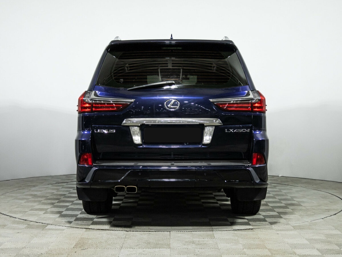 Lexus LX