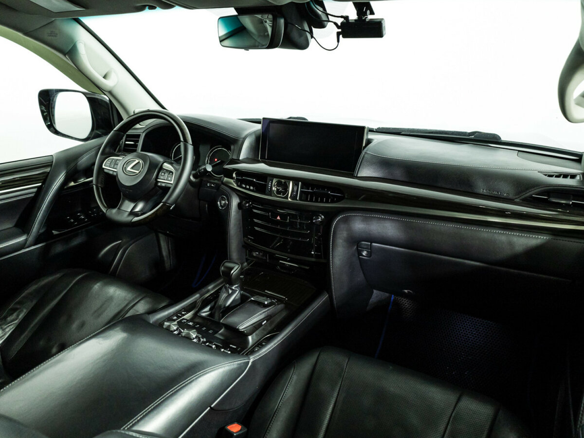Lexus LX 2015