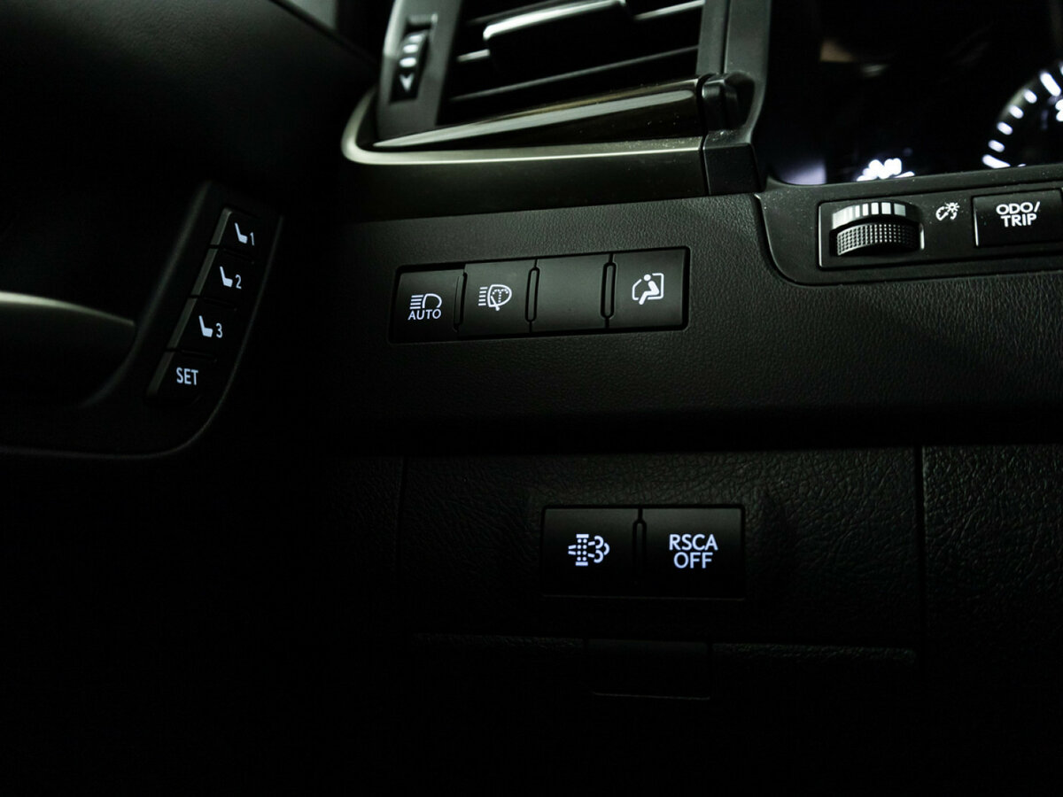 Lexus LX 2015