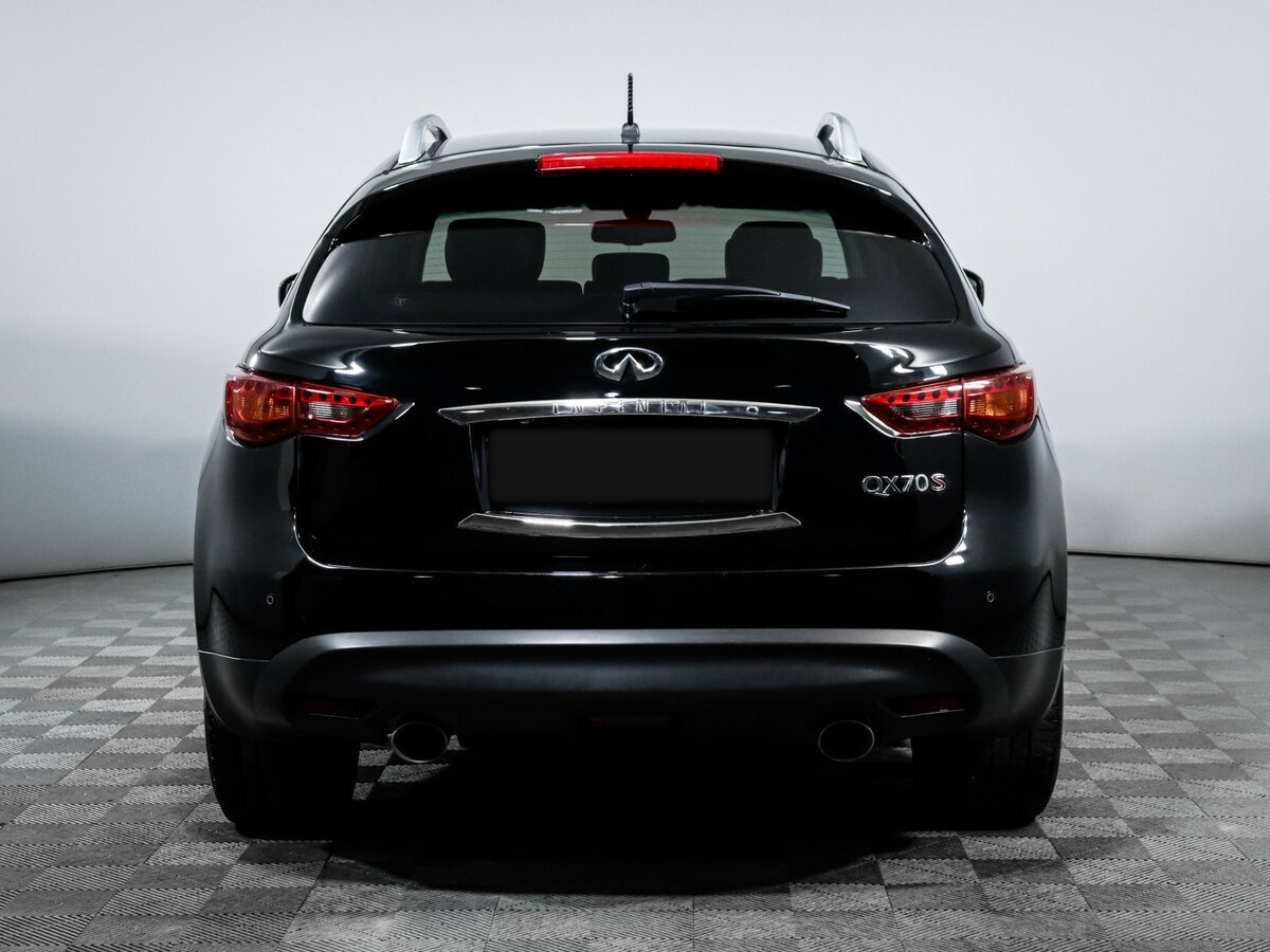 Infiniti QX70