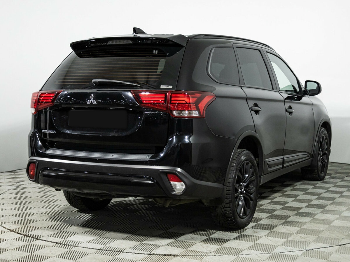 Mitsubishi Outlander 2020