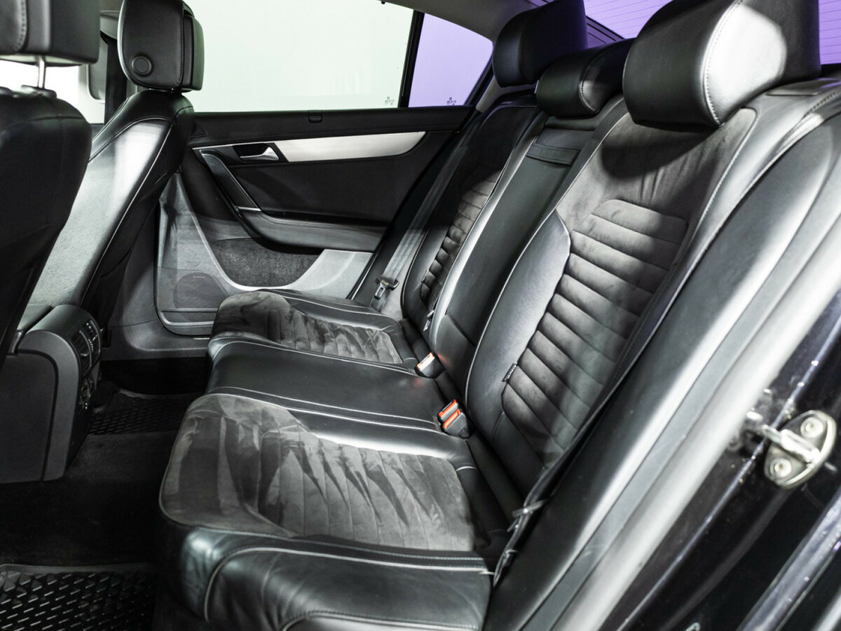 Volkswagen Passat 2011