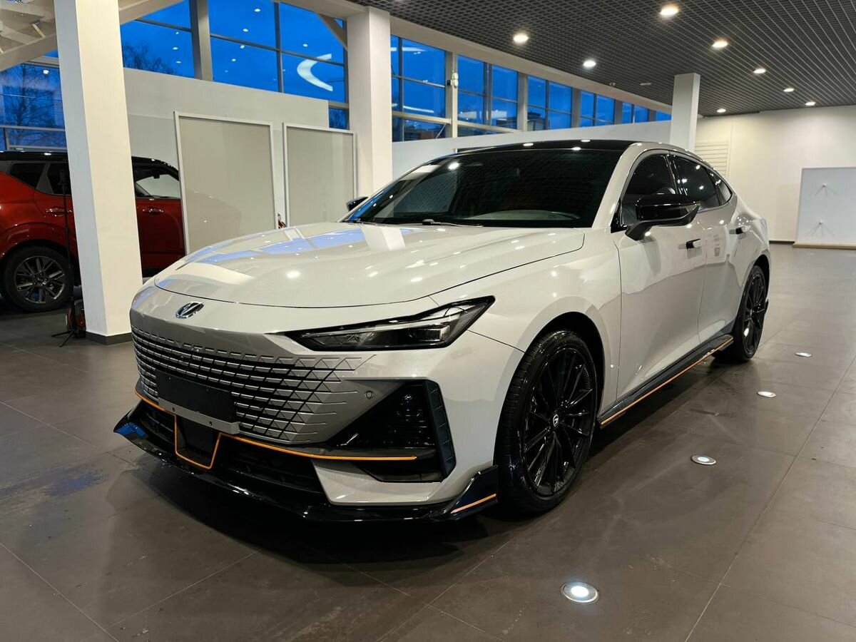 Changan UNI-V