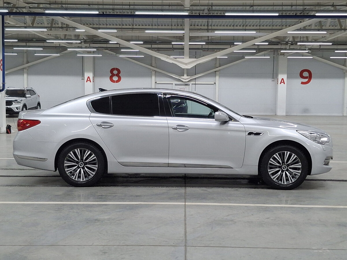 Kia Quoris