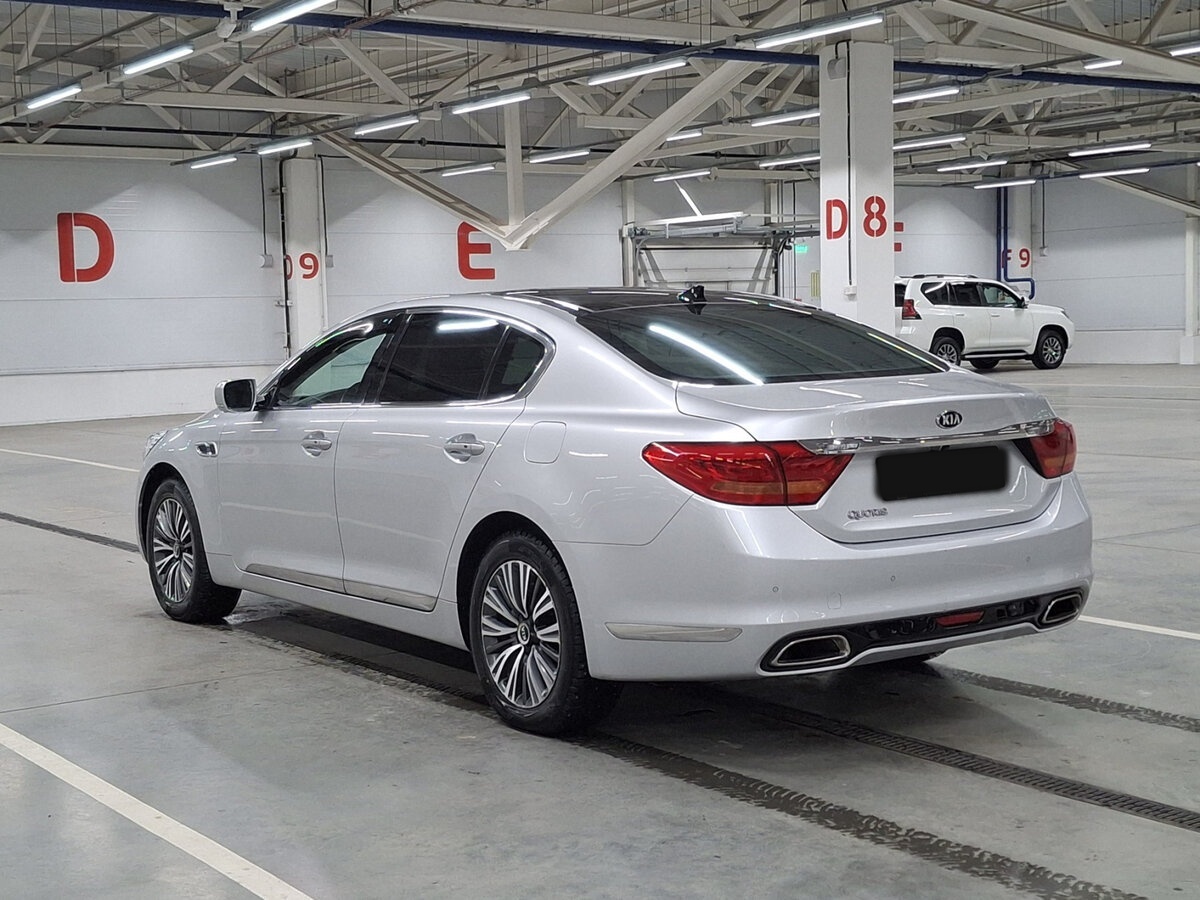 Kia Quoris