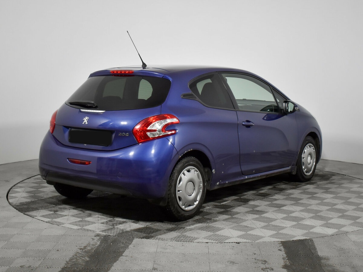 Peugeot 208