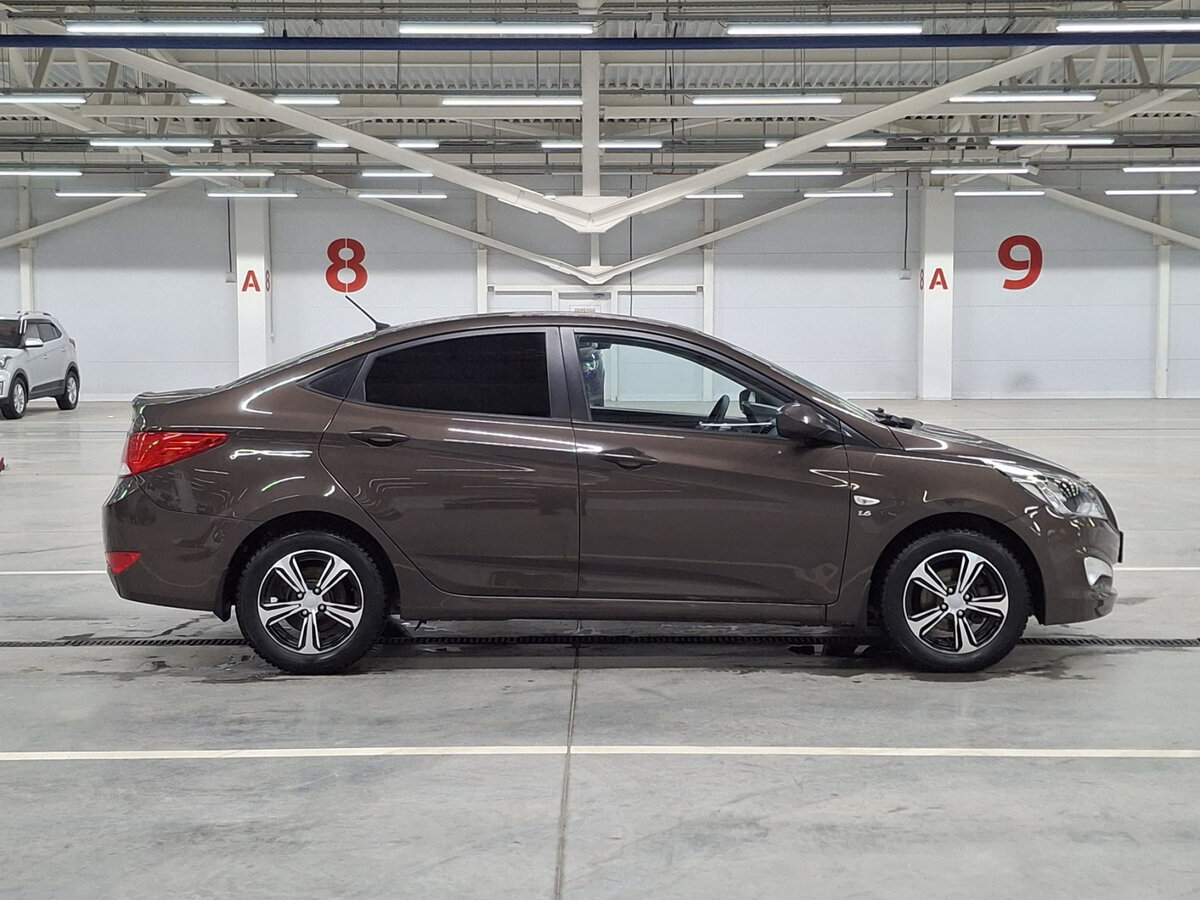 Hyundai Solaris 2015