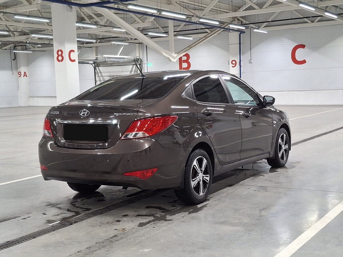 Hyundai Solaris 2015