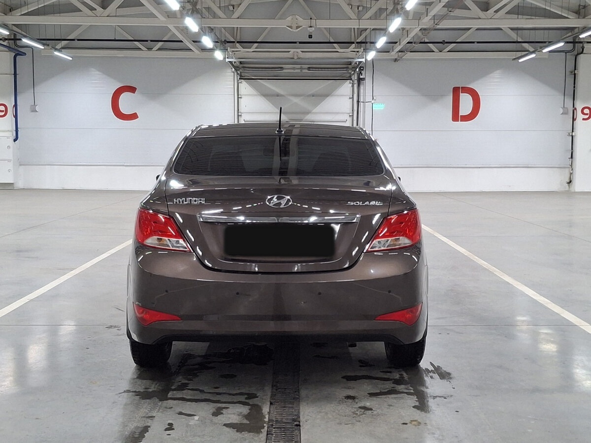 Hyundai Solaris 2015