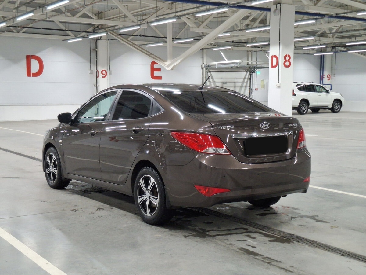 Hyundai Solaris 2015