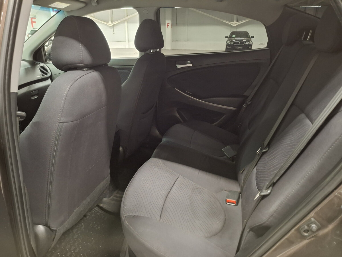 Hyundai Solaris 2015