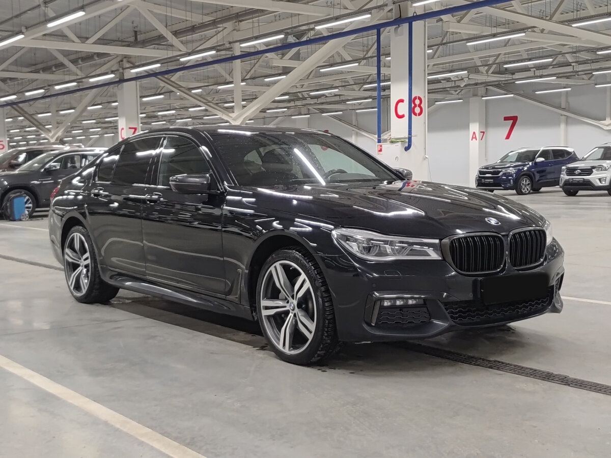 BMW 7 серии 2018