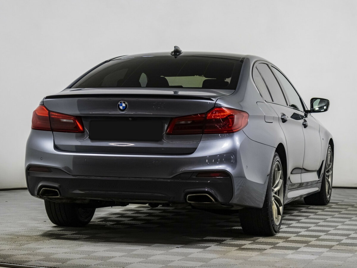 BMW 5 серии 2019