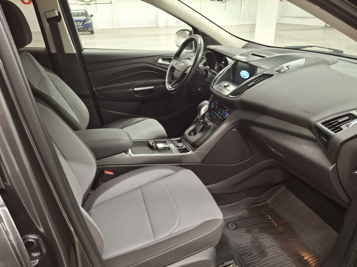 Ford Kuga 2016