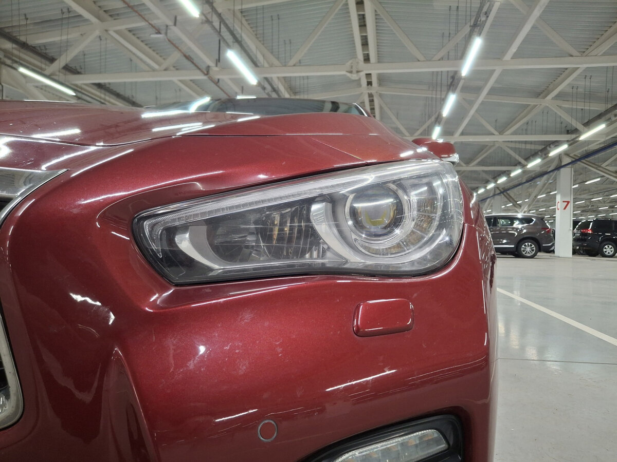 Infiniti Q50 2015