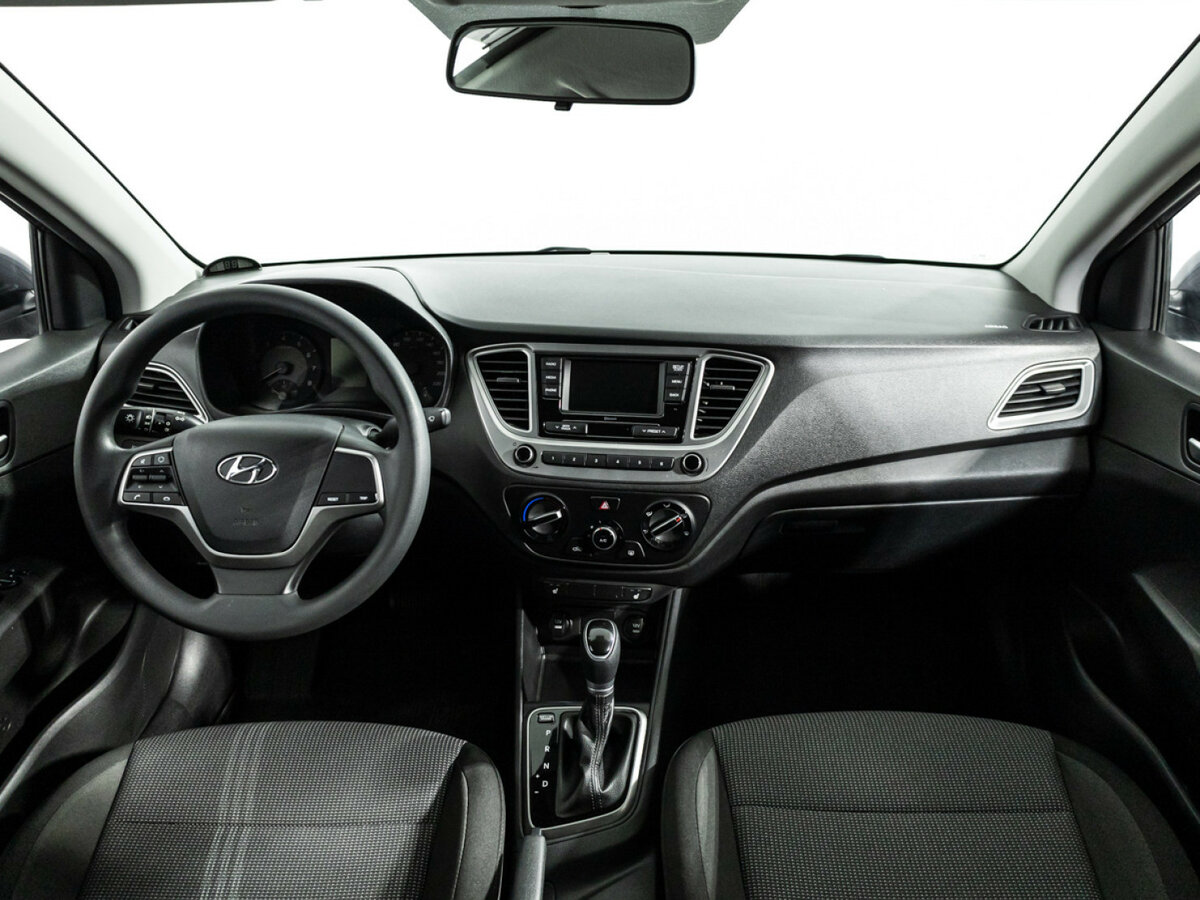 Hyundai Solaris 2021