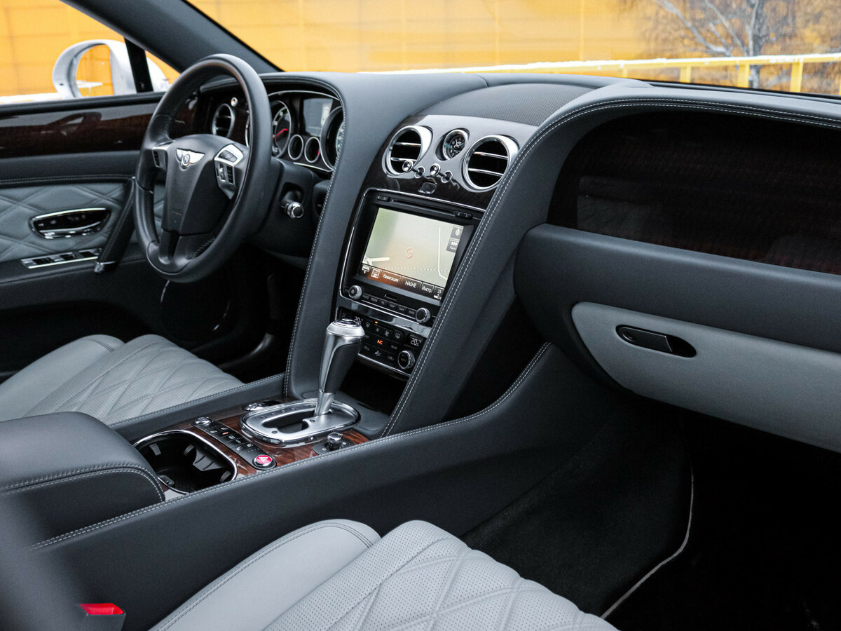 Bentley Flying Spur 2014