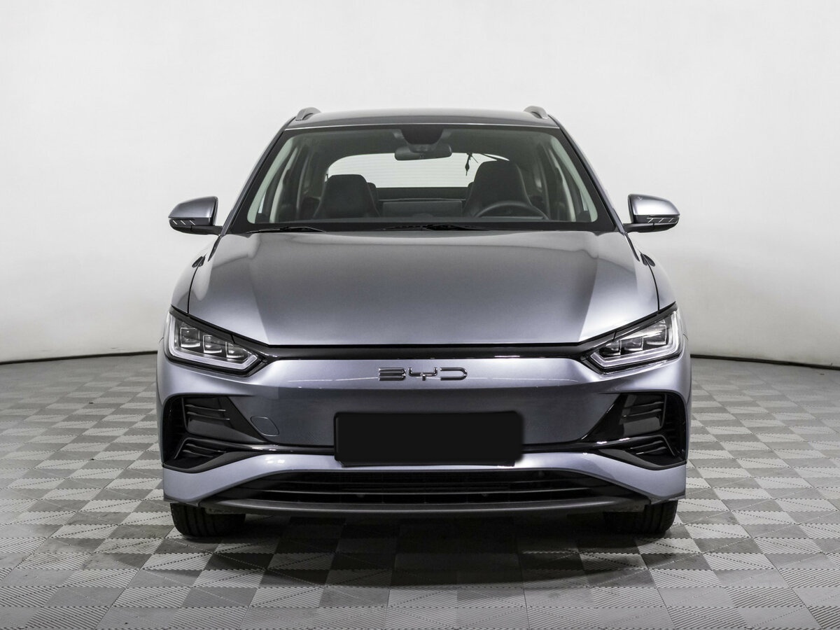 BYD E2