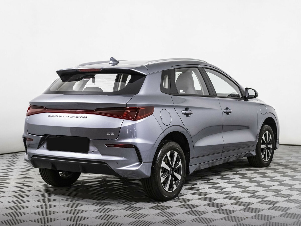 BYD E2