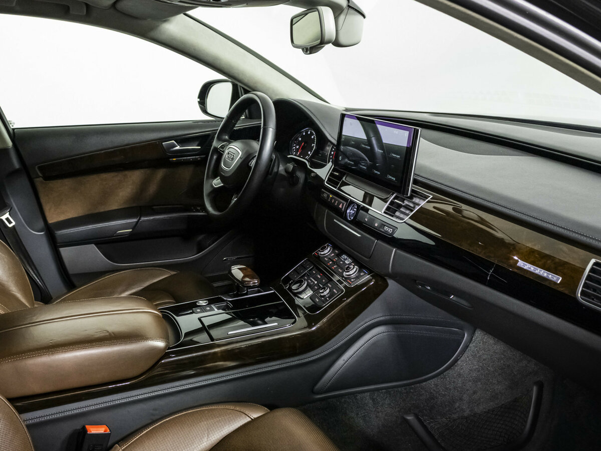 Audi A8 2014
