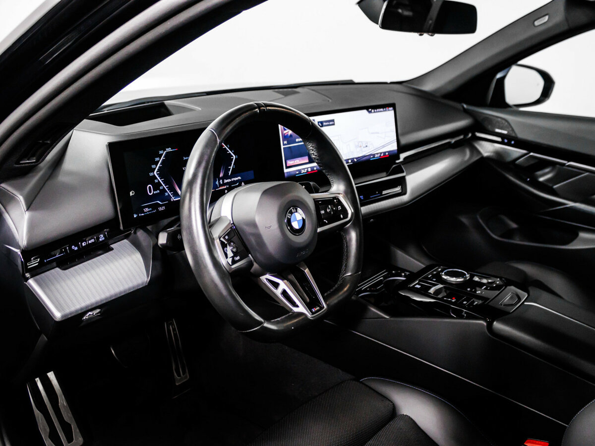 BMW 5 серии 2023