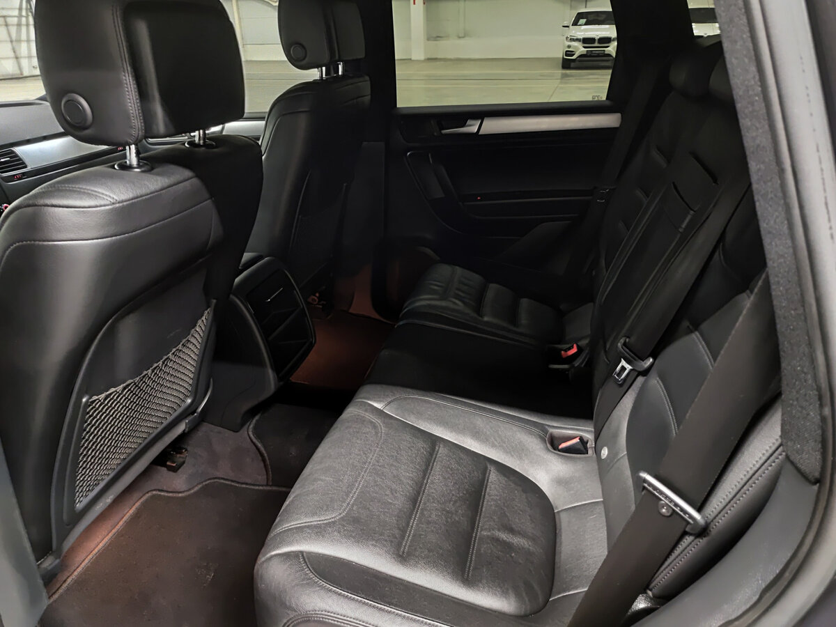 Volkswagen Touareg 2012