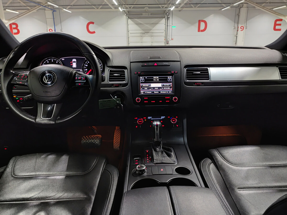 Volkswagen Touareg 2012