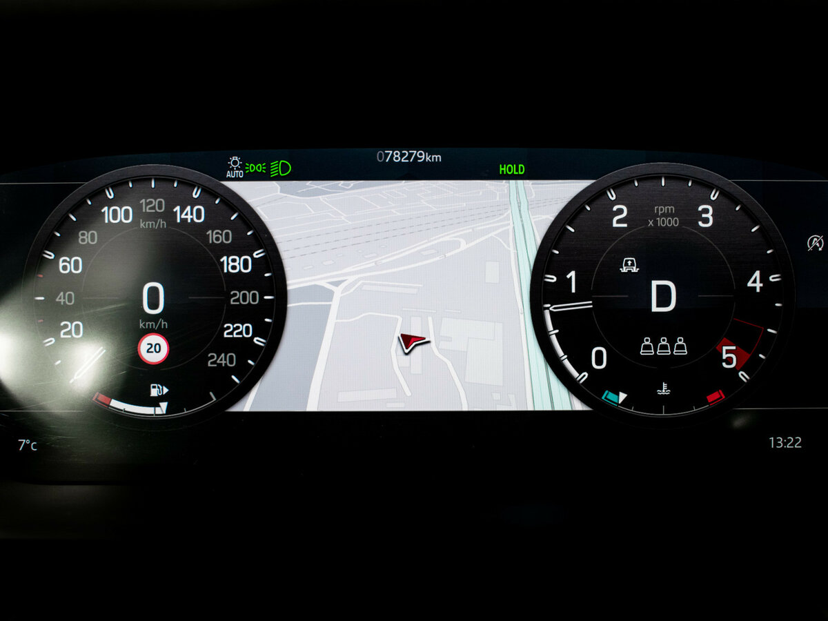 Land Rover Defender 2021
