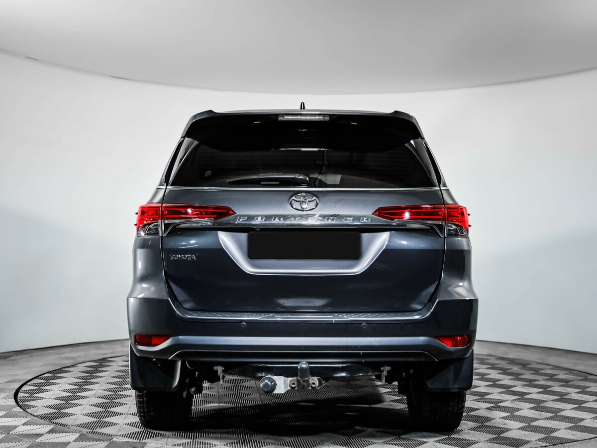 Toyota Fortuner
