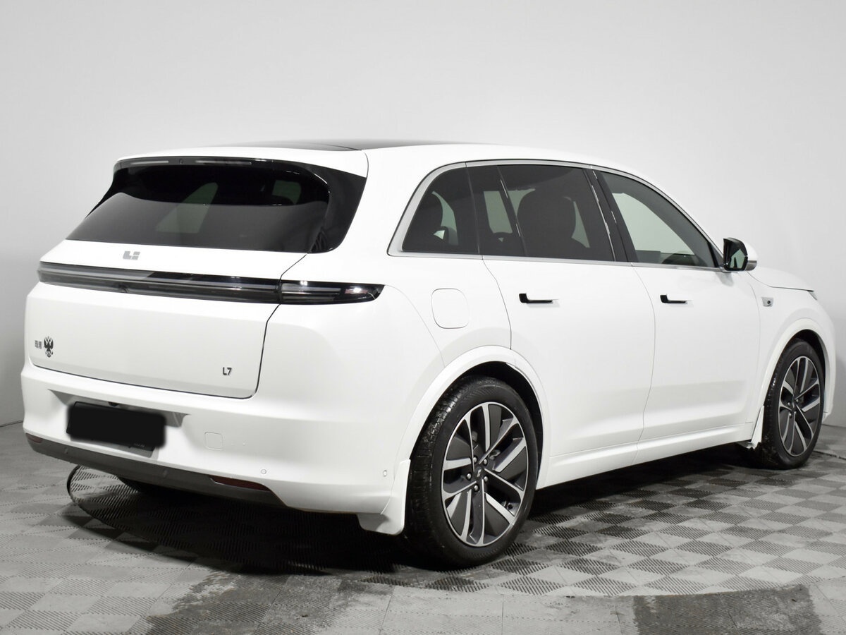 Li Auto (Lixiang) L7